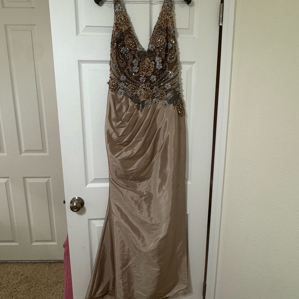 TERANI COUTURE Gown EVENING E1764